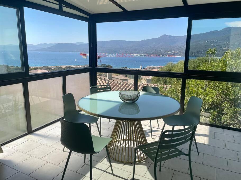 Charmante Petite Maison Magnifique Vue Mer بروبرِيانّو المظهر الخارجي الصورة
